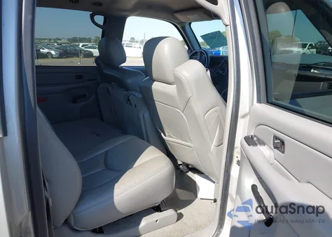 2004 Chevrolet Suburban 1500 Lt из США, поврежденный, VIN 3GNFK16Z94G133980